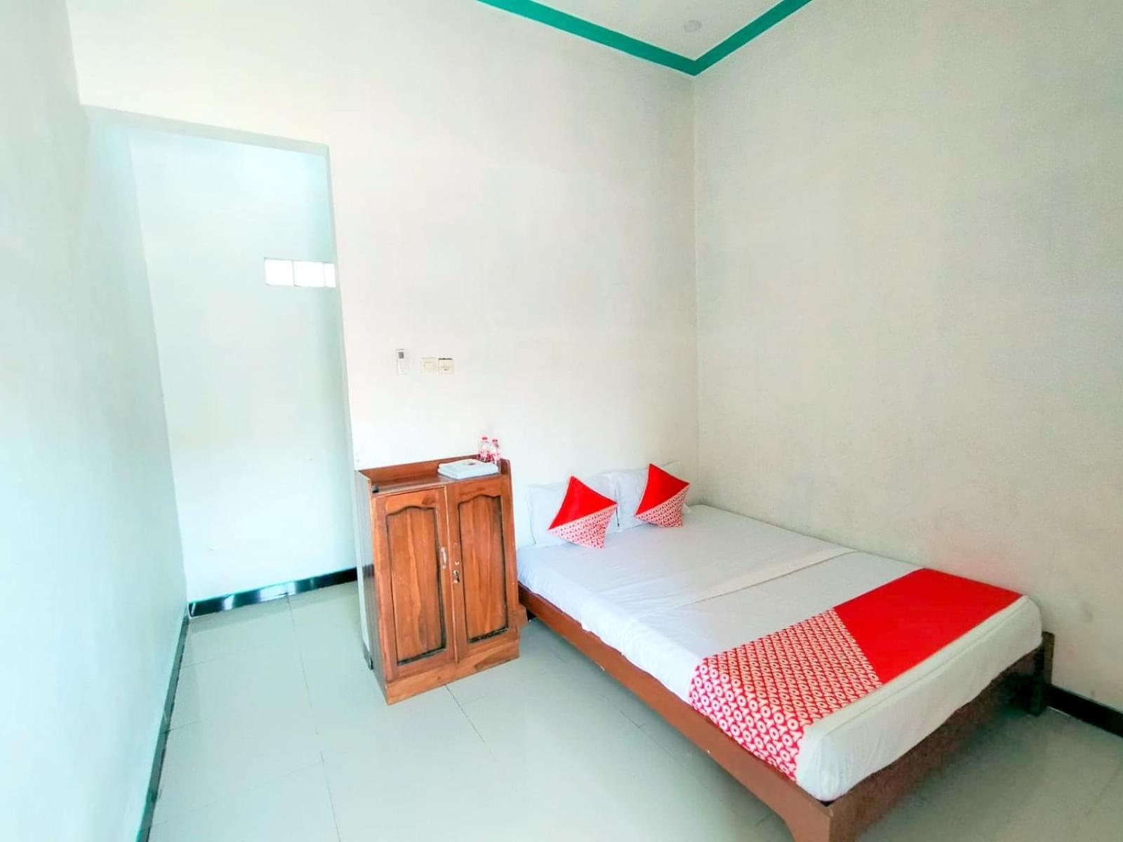 Griya Annisa Otel Tegal  Dış mekan fotoğraf