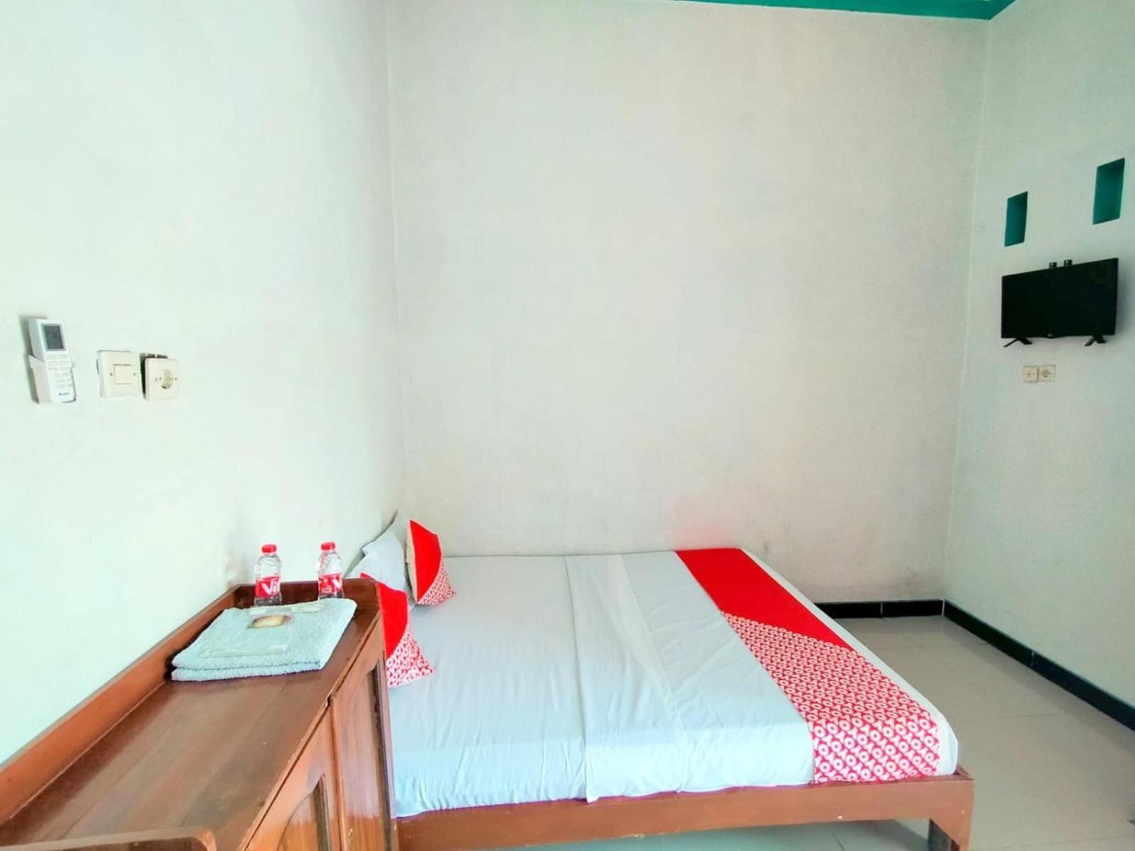 Griya Annisa Otel Tegal  Dış mekan fotoğraf