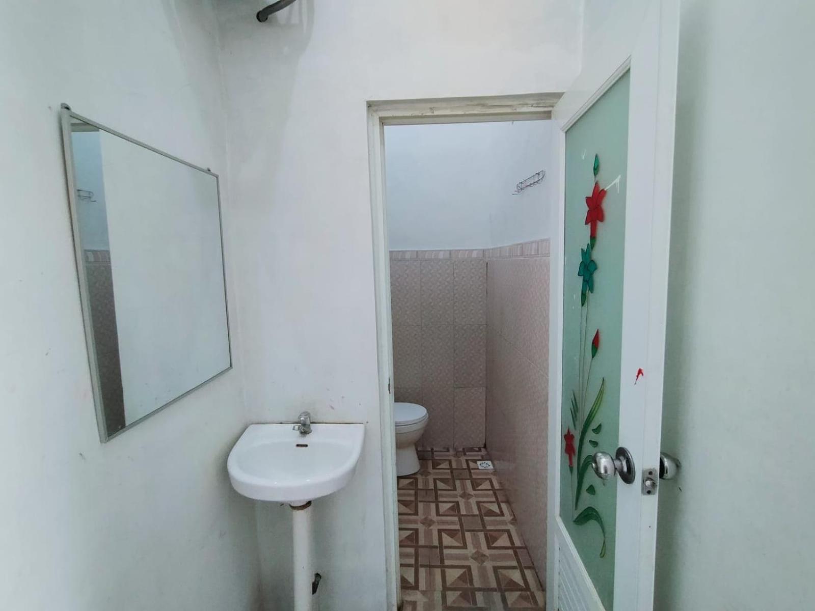 Griya Annisa Otel Tegal  Dış mekan fotoğraf