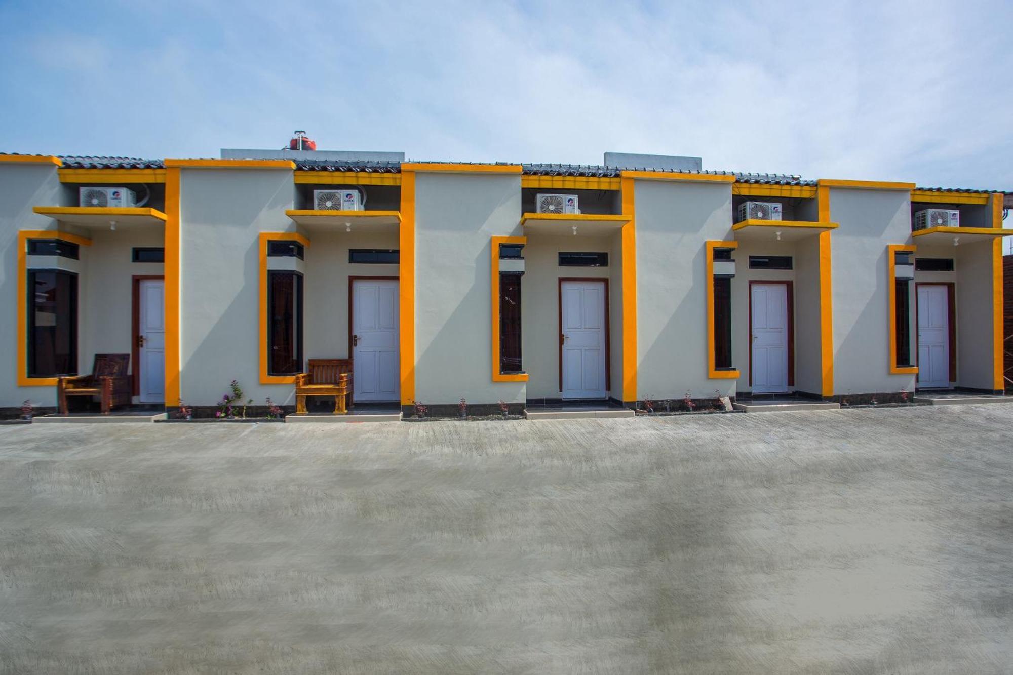 Griya Annisa Otel Tegal  Dış mekan fotoğraf